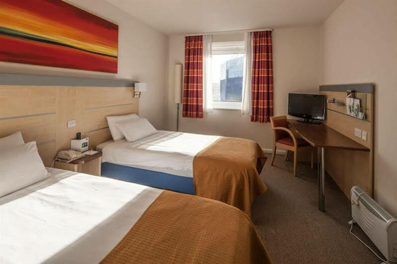 Holiday Inn Express Leicester City By Ihg Exteriör bild